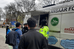 Homeless-Feeding-with-Toronto-Police-Ansaar-Foundation-004