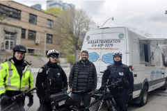 Homeless-Feeding-with-Toronto-Police-Ansaar-Foundation009